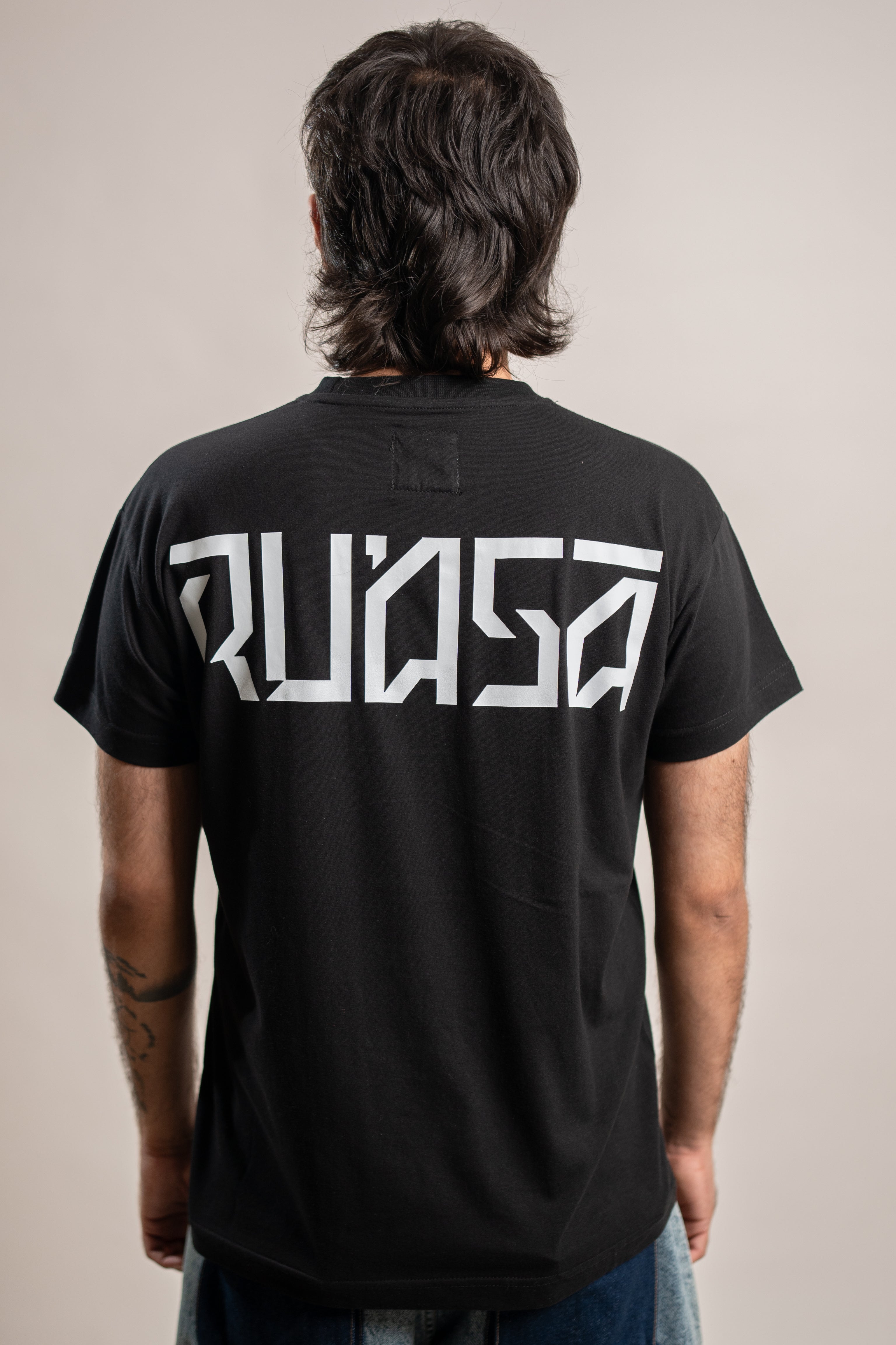 Ruasa Black Tee